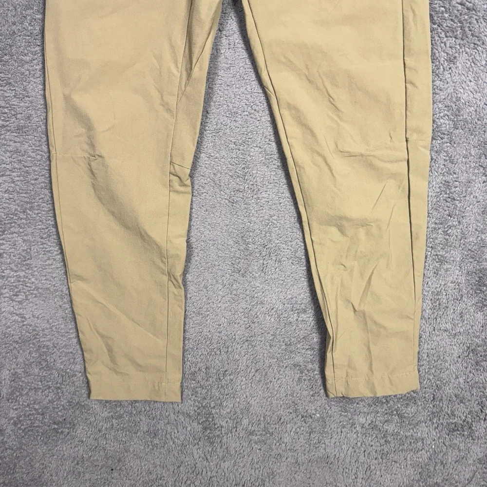 Nike Pants Mens S Sportswear Tech Communter Essentials Sweatpants Jogger DM6621